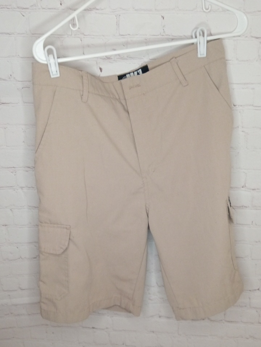 Men's Tan Cargo Shorts with Utility Pockets